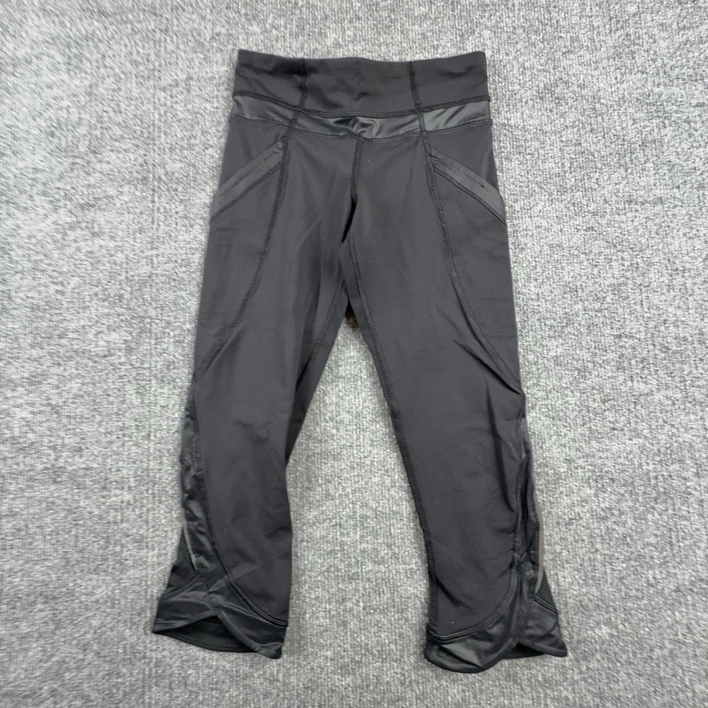 Lululemon Leggings Womens 2 Black High Rise Capri Running Pants Pockets Athletic